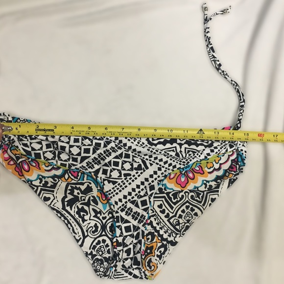 VITAMIN A Swim Reversible Side Tie Bikini Bottom - Picture 10 of 11